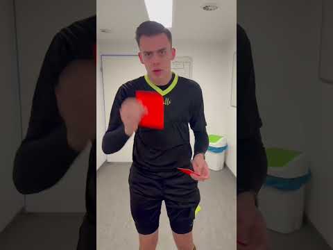 Was denkt ihr, wer hat das Duell gewonnen? | Anzeige #football #soccer #sport #bundesliga