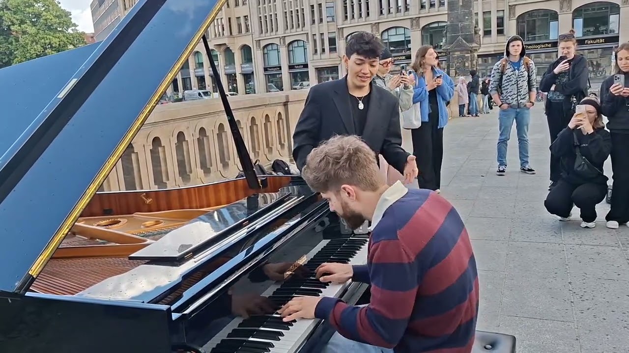 JJ singt 'Wasted Love' auf Berlin-Brücke 🎶