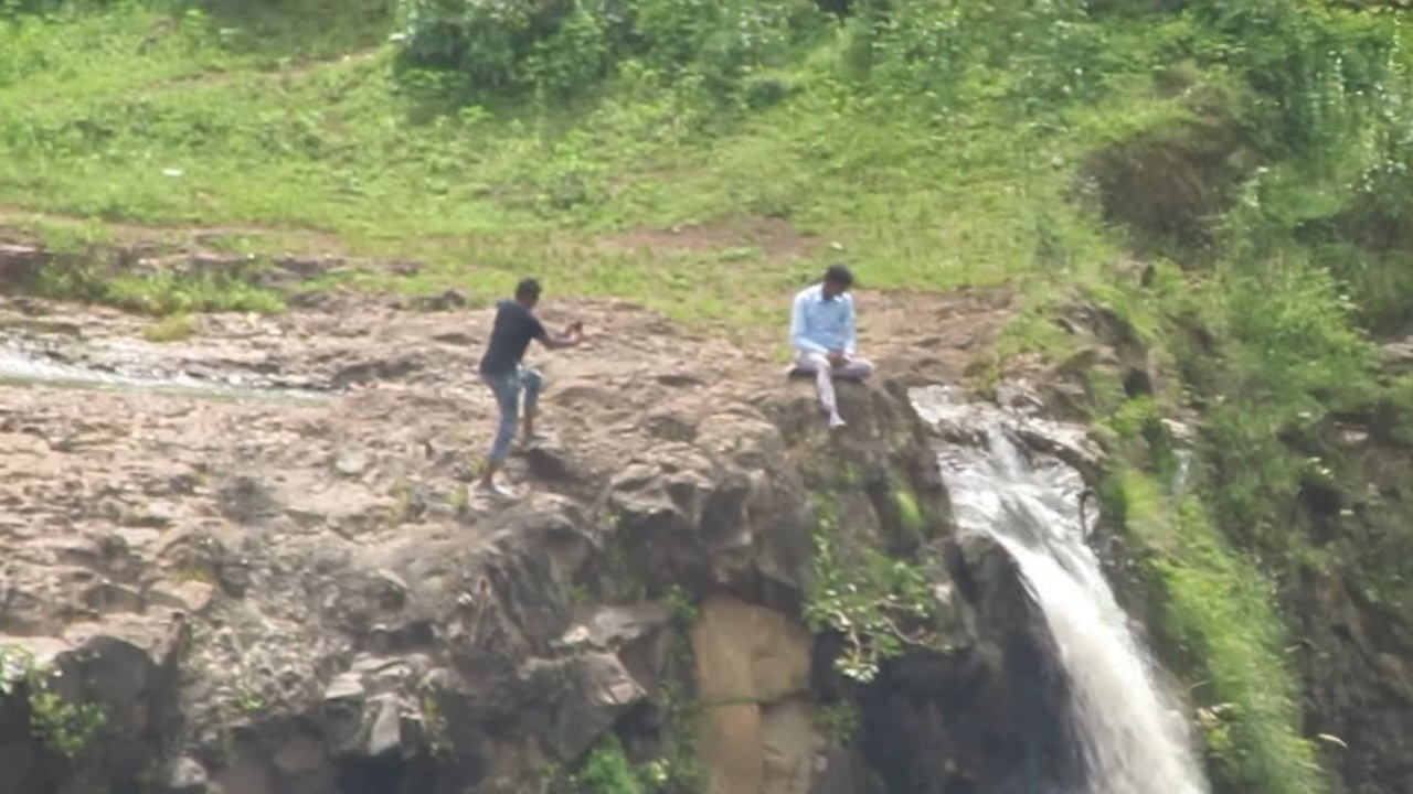 Seconds Before Disaster: Unbelievable Moments 📹