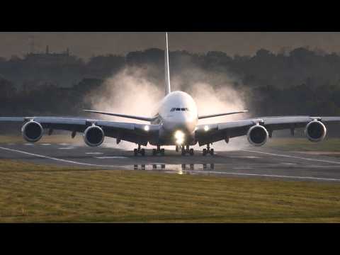 A380 Pilot's Late Flare Causes Hard Landing ✈️