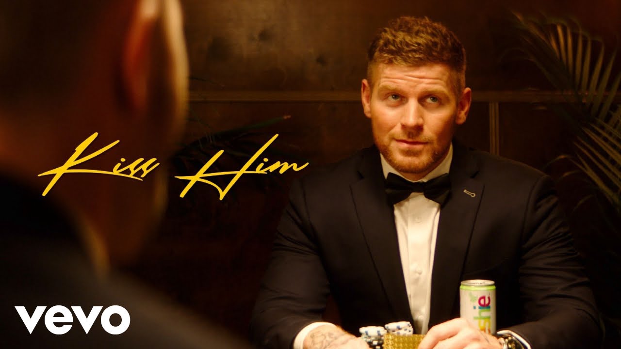 Canaan Cox - Kiss Him (Official Video) 🎶