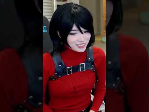 Sakura points out Emiru's cute ears #twitch #clips #shorts