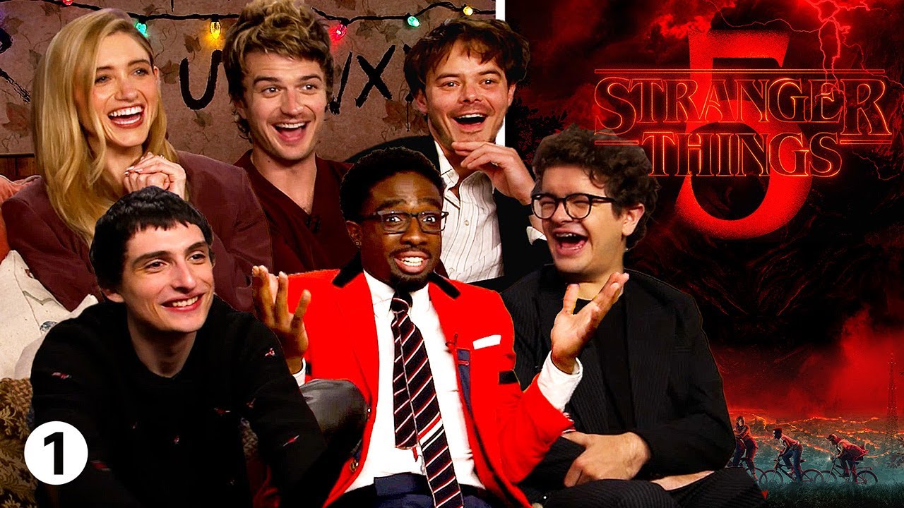 Stranger Things Cast on Pranks, Bloopers & Final Season 🎬