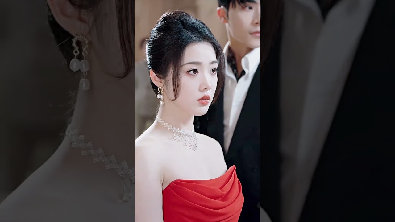 He Rushes to Back Up His Girl 💓