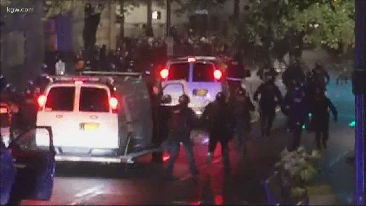 Portland Protesters Demand Justice for Breonna Taylor β