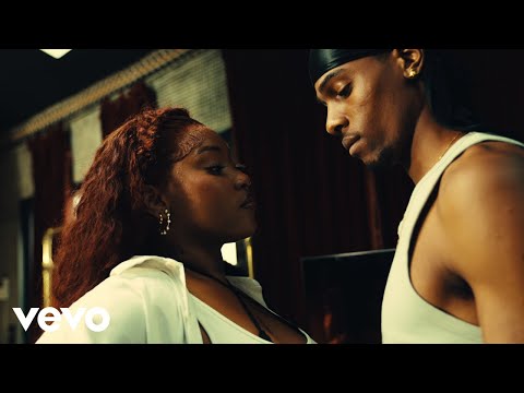 Emma'a - Trop d'amour (Clip Officiel)