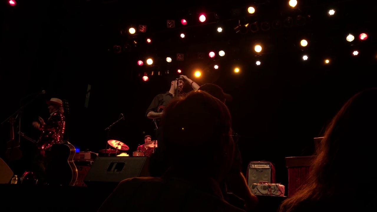 Squirrel Nut Zippers Perform 'Rusty Trombone' in Charleston 🎶