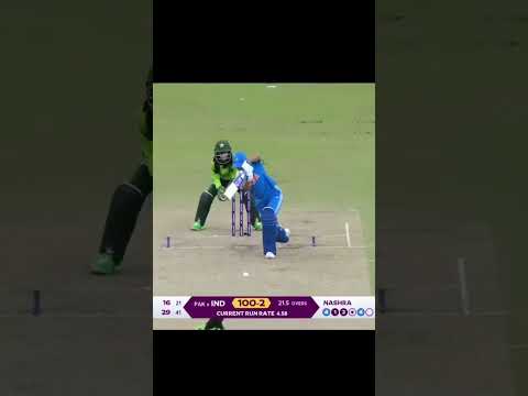 Pakistan girl stare to Harmanpreet Kaur ๐ #indvspak #cricket #womenworldcup #rohitsharma