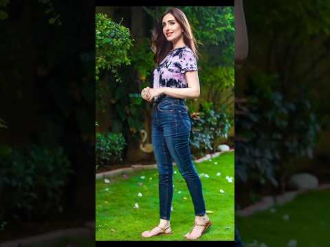 All Pakistani actress looks beautiful in jeans😍 Sara❤️sajal❤️ayeza❤️aiman kinza❤️Hiba❤️Hania#shorts