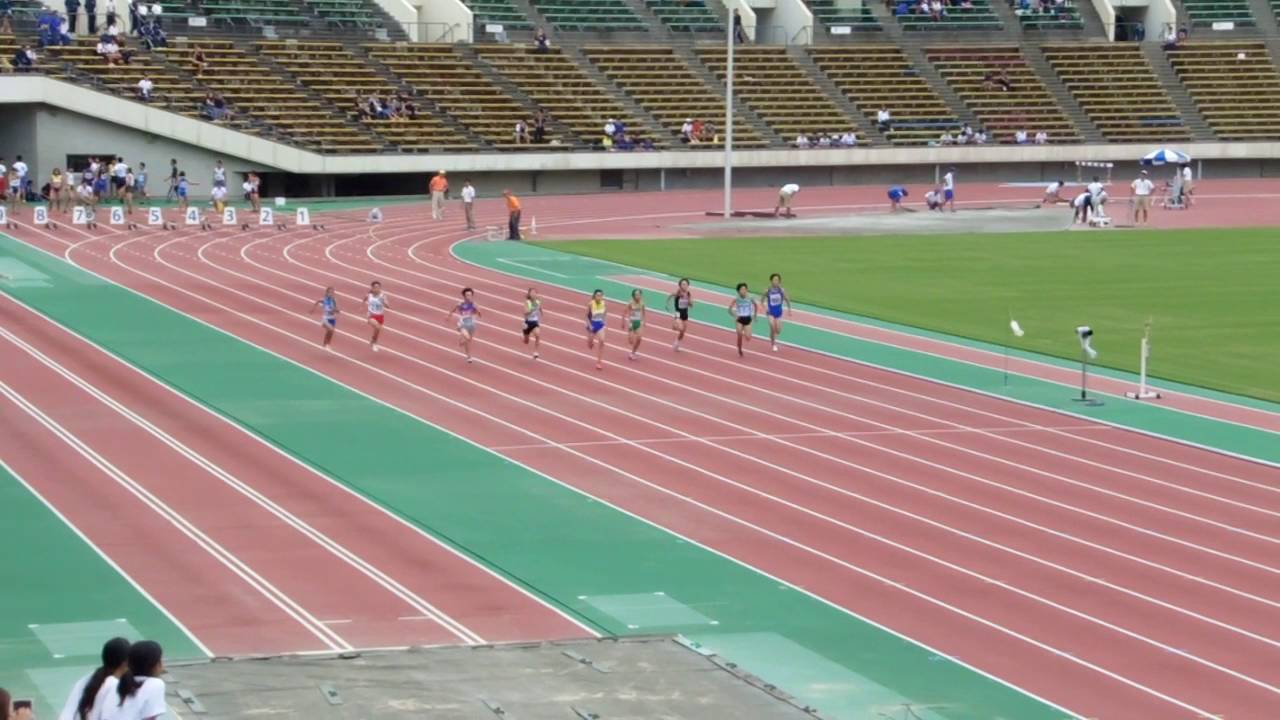 2016年度 兵庫中学陸上新人大会 1年女子100m決勝（+2.8）