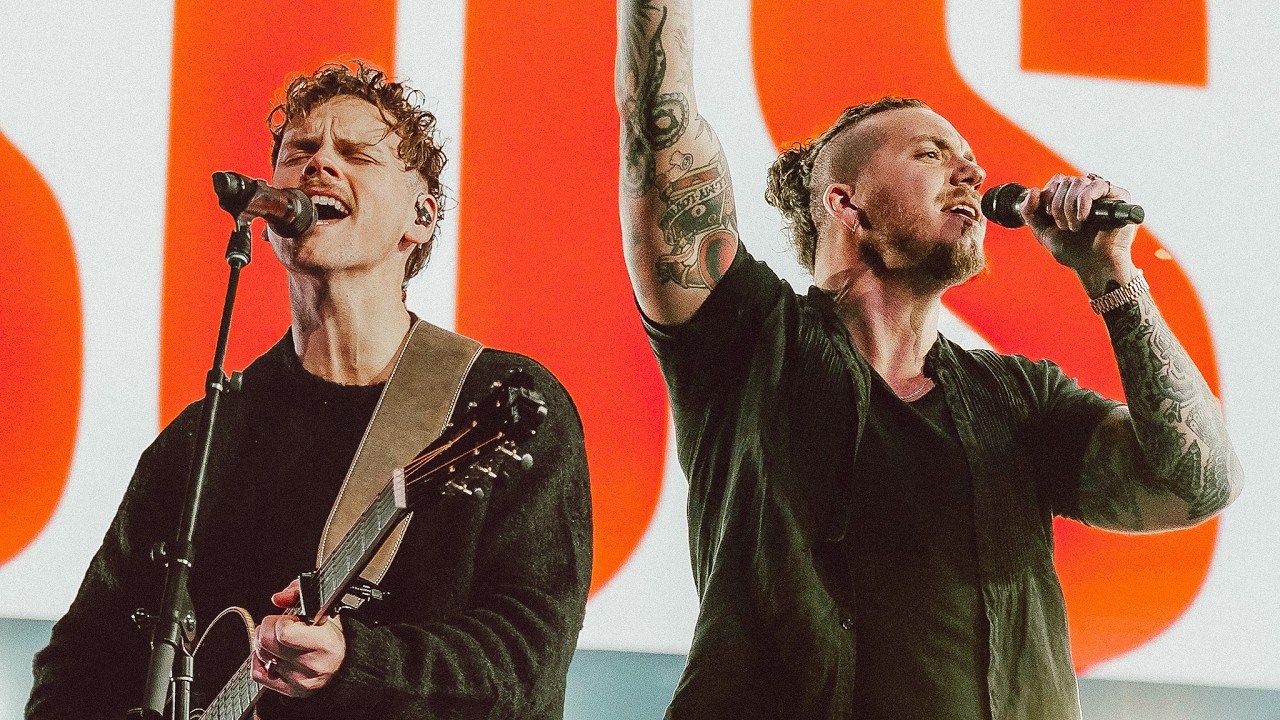 Experience 'I Know A Name' Live with Elevation Worship & Brandon Lake 🎶