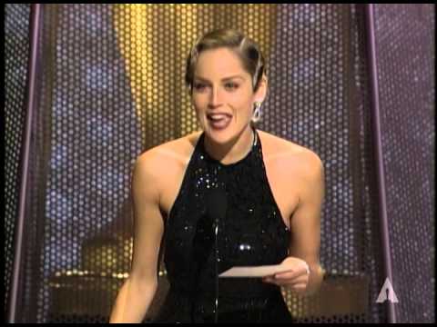 The Age of Innocence Wins 1994 Oscar for Costume Design 🎬