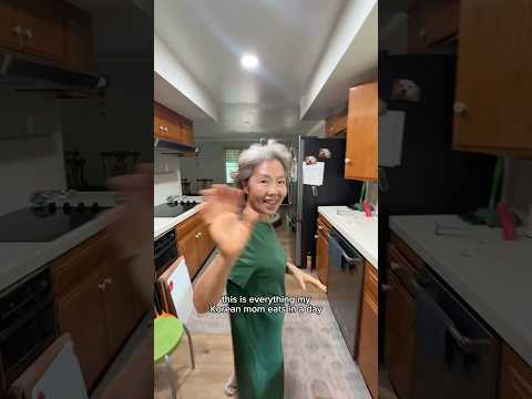 Everything my Korean mom eats in a day from the real account!! #koreanfood #whatieatinaday #cooking