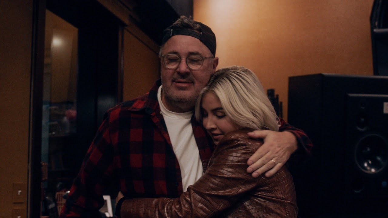 Maggie Rose & Vince Gill - I Can't Make You Love Me