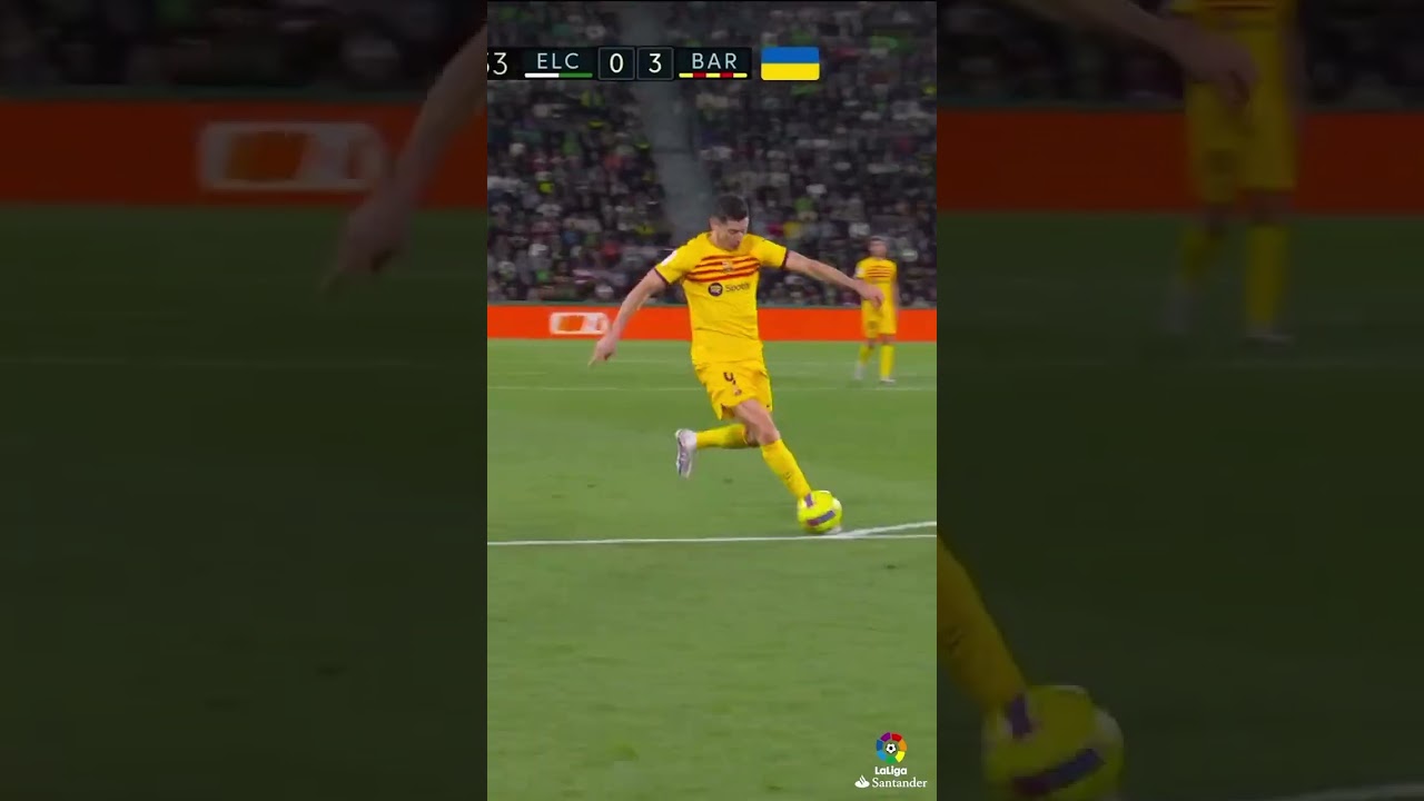 Lewandowski Shines! Incredible Goals vs Elche ⚽ | La Liga Highlights