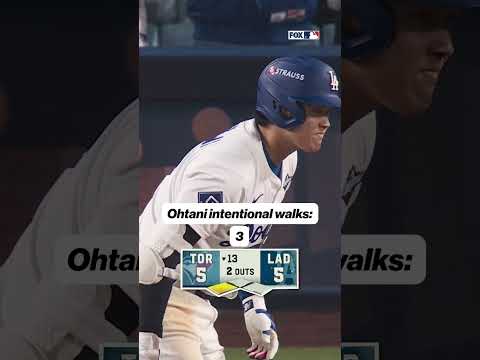 Ohtani got the Barry Bonds treatment today 👀 #MLB #Dodgers