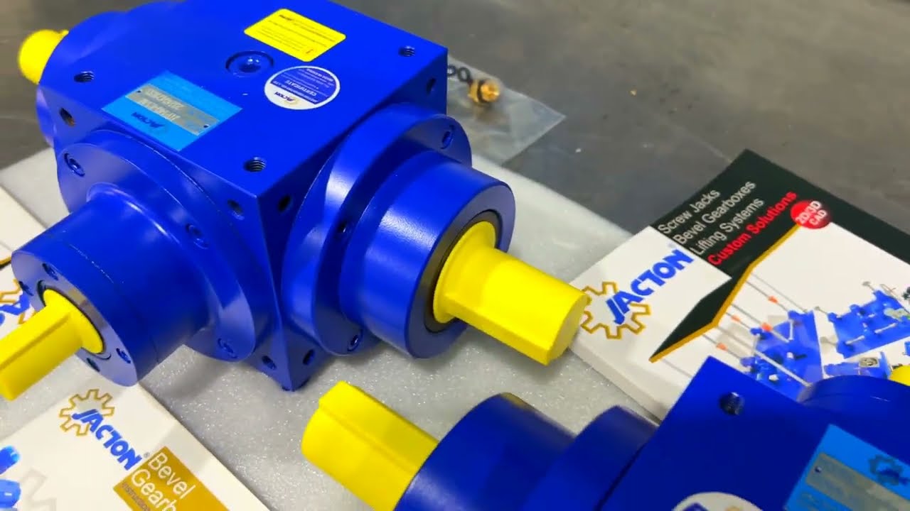 Custom Bevel Gears & Right Angle Gearboxes in Denmark | 4:1 Ratio