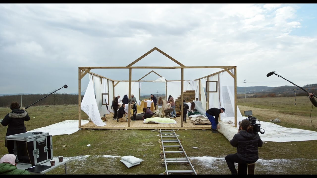 LA BEAUTÉ DE L'ÂNE by Dea Gjinovci | Trailer | ZFF 2025 | Documentary Film Competition