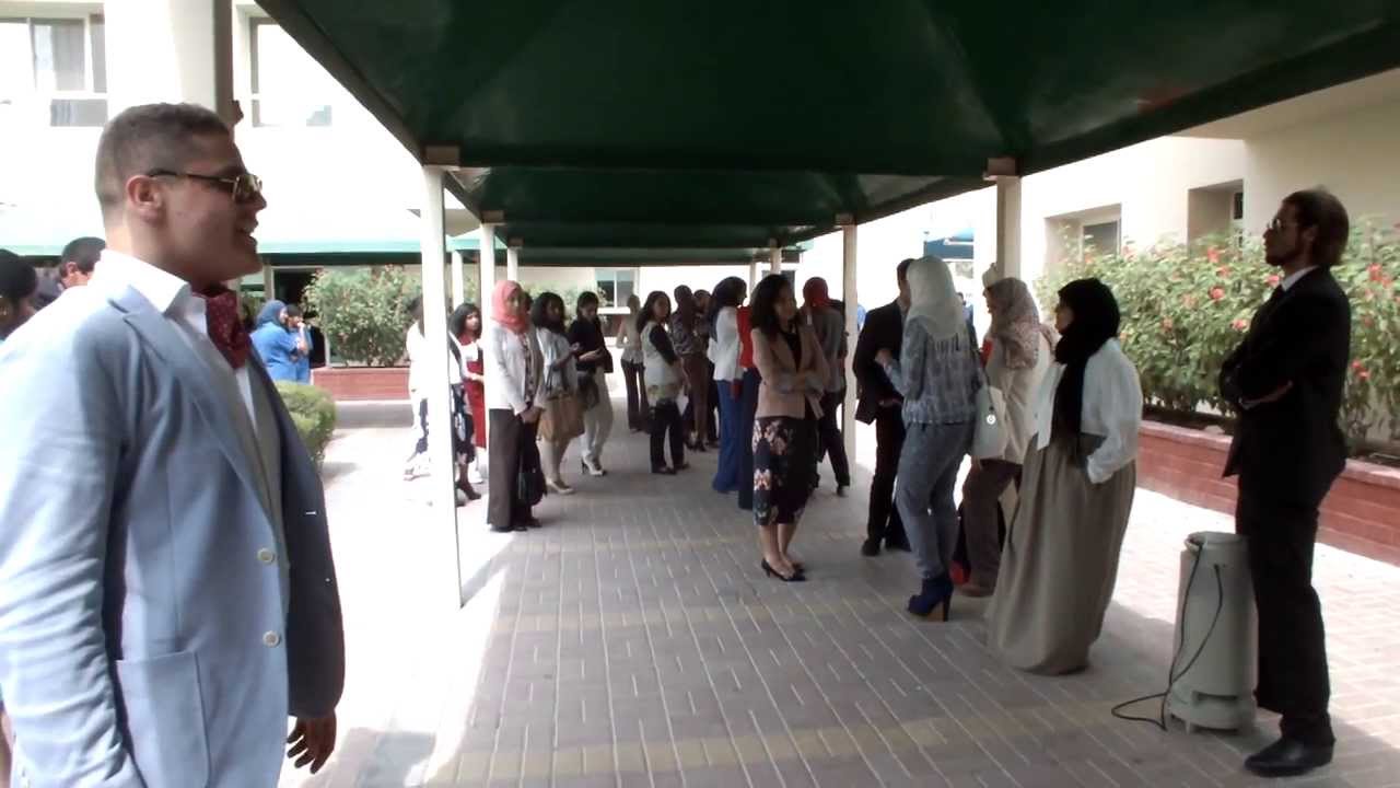 QIS Senior Freeze 2013: Unforgettable Memories with Friends 📸