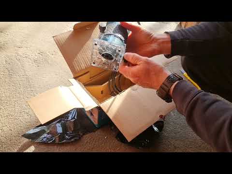 Unboxing Makita élmaró 3711 / Trimmer