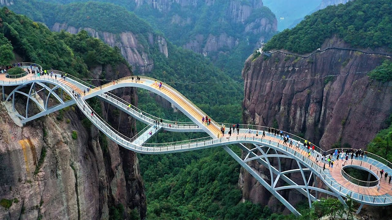15 Top 15 Most Impressive Bridges Worldwide 🌉