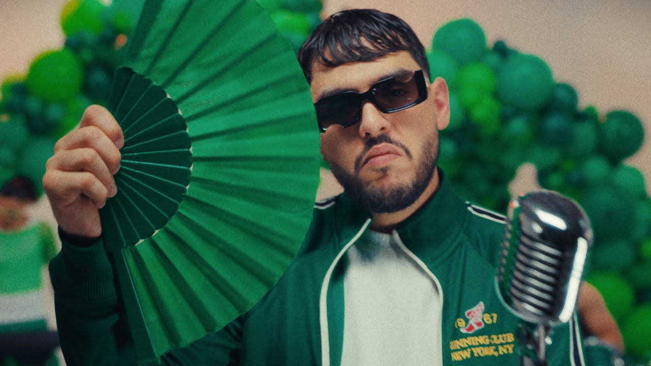 JOSAS - Beach Love Official Clip 🌊