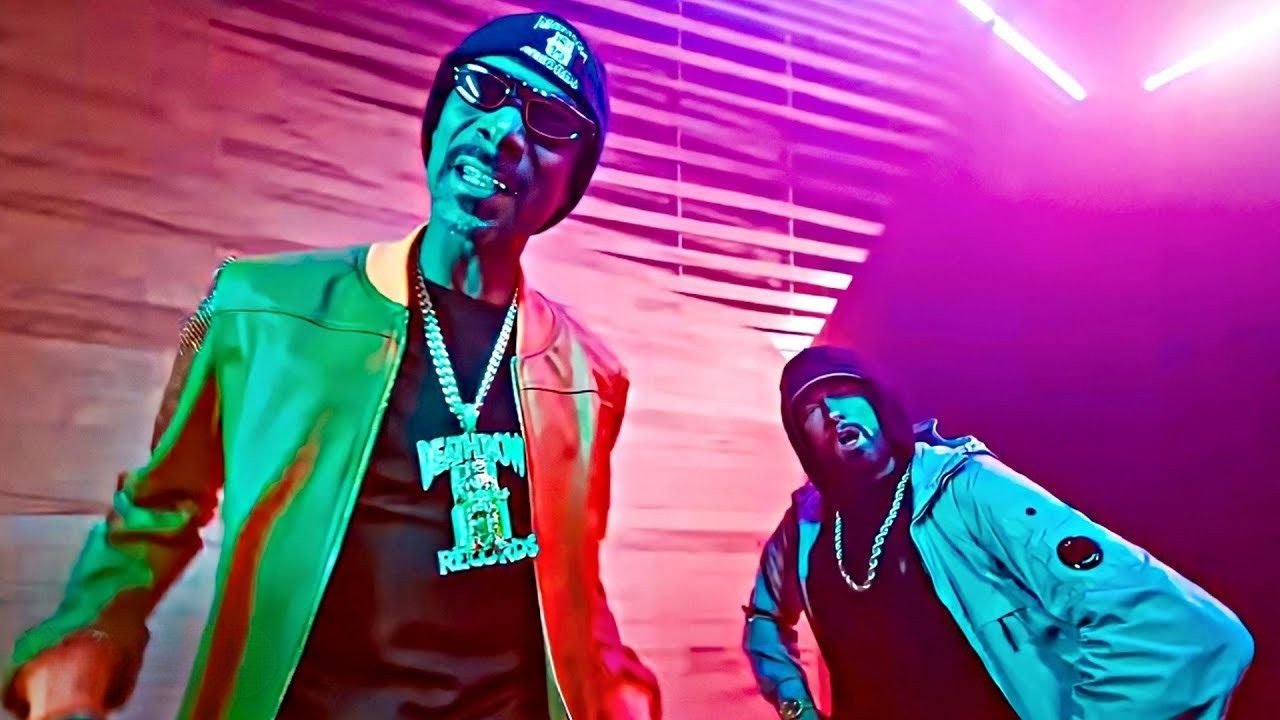 Epic Hip-Hop Collab: Snoop Dogg, Eminem, Dr. Dre & More in 'GOATS' Christmas Remix 🎤