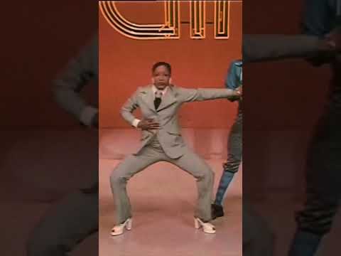 Best decade of style & music 🌀 Who else agrees? #70sfashion #danceshorts #70s