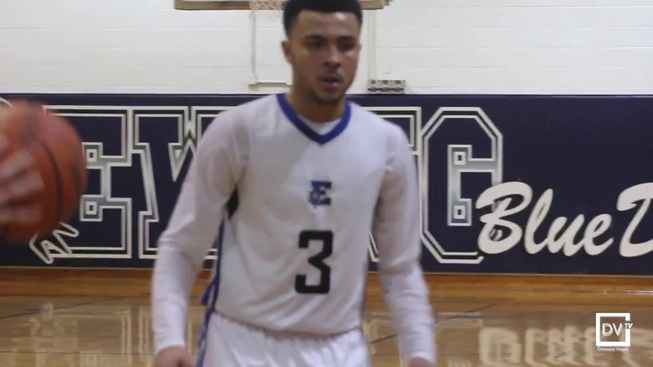 Comeback SZN: Karron Johnson Revives His Season & Celebrates with Red Lobster Biscuits 🦞