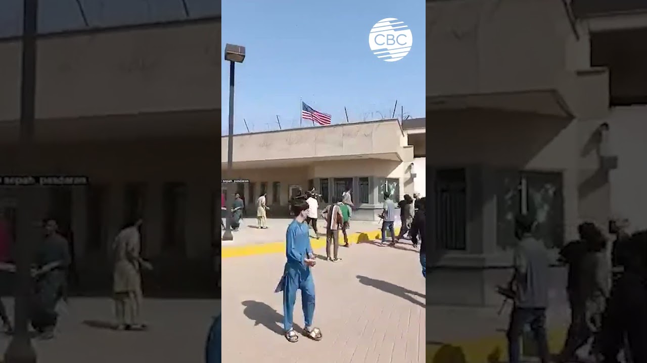 Жители атаковали консульство США в Карачи