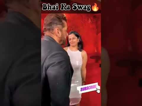 Salman Khan Grand Entry🔥at Karan Johar Bday Party| #salmankhan #karanjohar #salmankhanentry