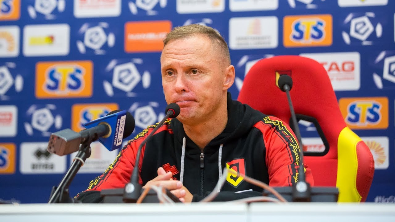 Ireneusz Mamrot's Jagiellonia Białystok Suffer Narrow 0:1 Loss to Raków Częstochowa ⚽