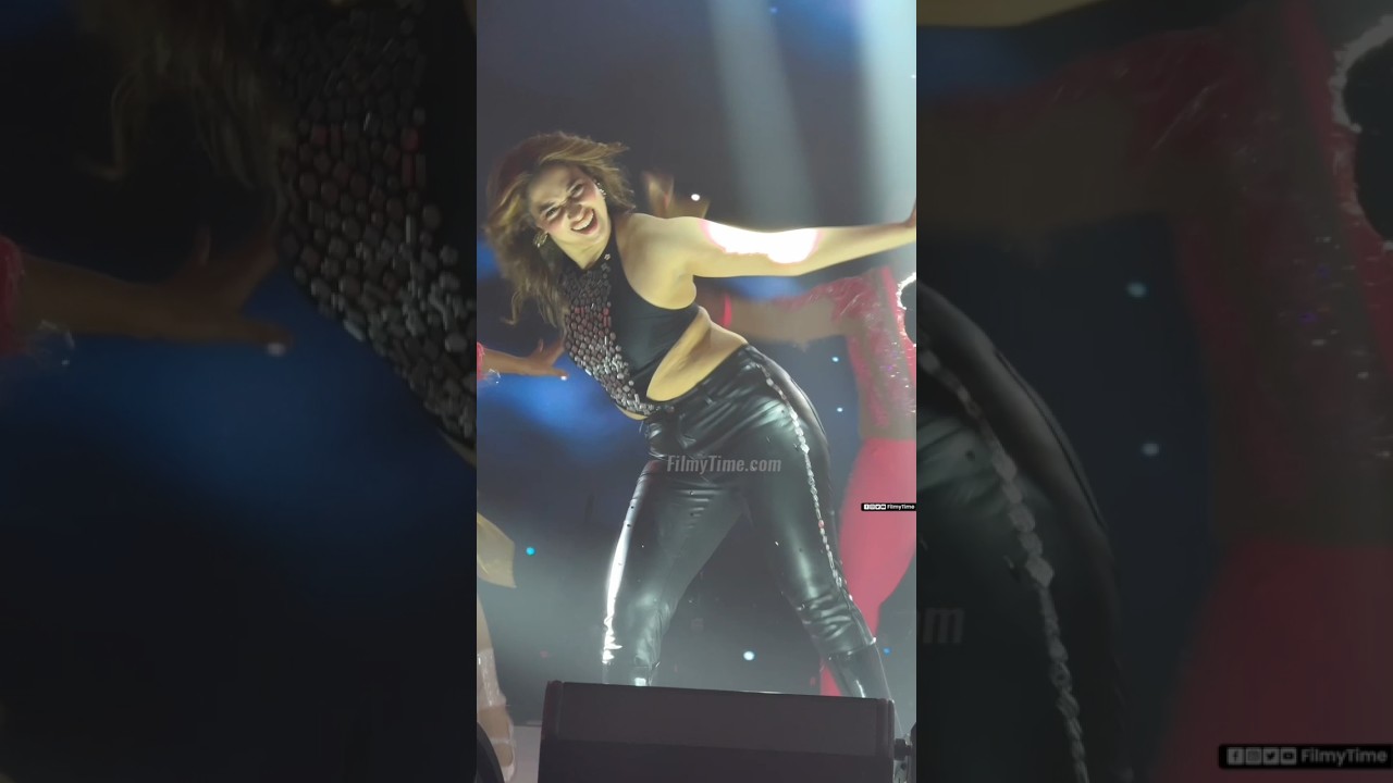 Tamanna Bhatiya Performs 'Aaj Ki Raat' Live 🎶