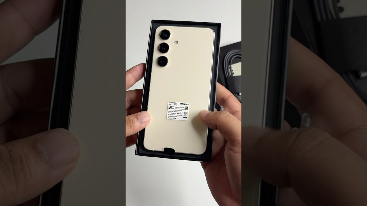 Samsung Galaxy S24 Unboxing Sale: Only ₹39,999