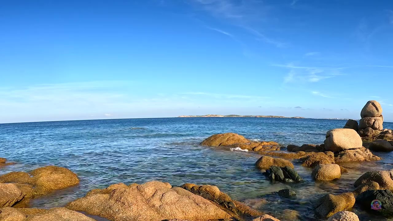 Explore the Stunning Cala Longa Beach and Lavezzi Islands in Bonifacio, Corsica 🌊
