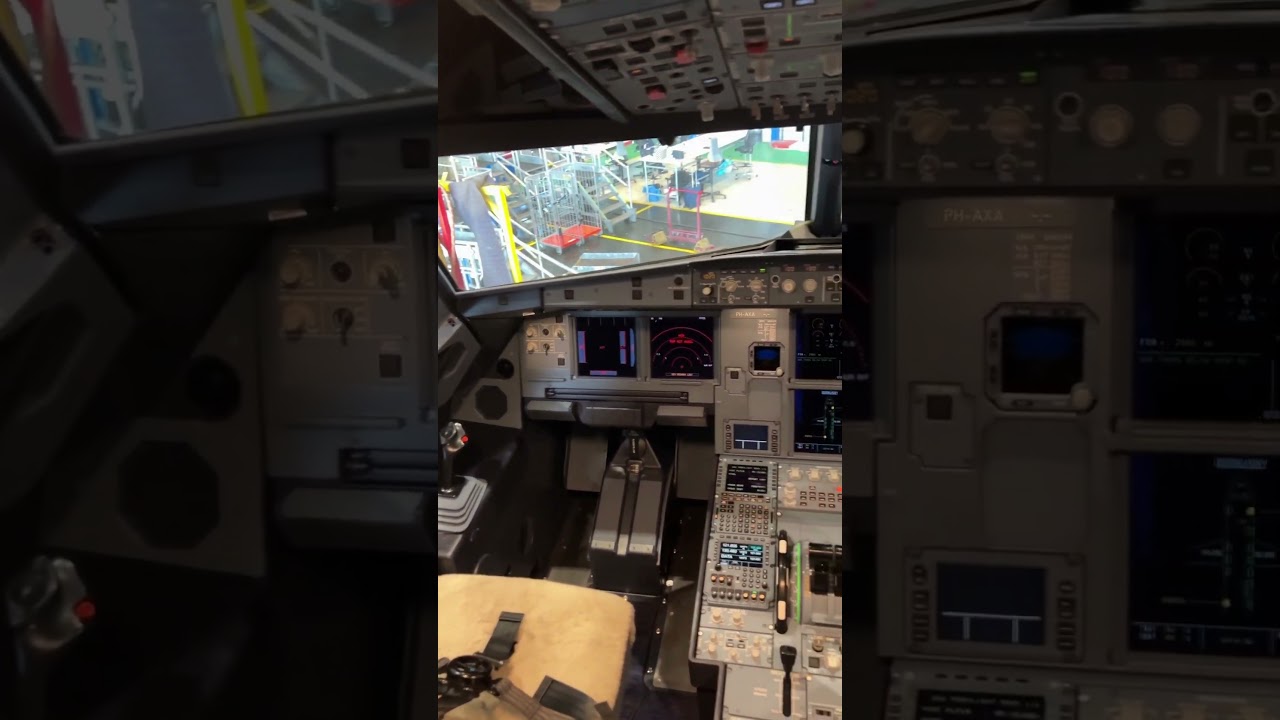 KLM's First A321neo Cockpit Tour ✈️