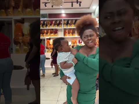 Mimi et son enfant #comedy #mimi #dance