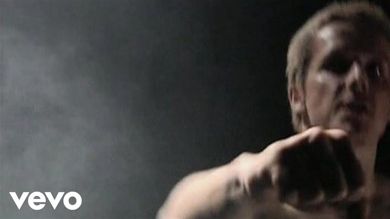 Chinaski - Mozna (Music Video, 2004)