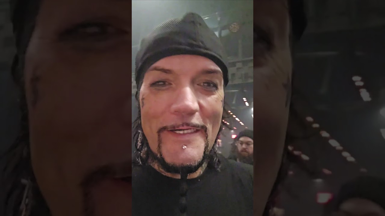 Josey Scott of Saliva Joins Radio Oz with Metal Mike 🎸