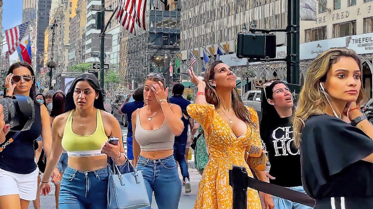 4K Walk Through Fifth Avenue, NYC 🗽