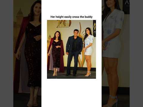 That's the reason to choose Vicky❤️😄 #love #filmygupshup #katrinakaif #viralvideo