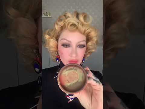 Trying lipstick from Morocco - Aker Fassi 🇲🇦 I used a little too much water…looked like🩸