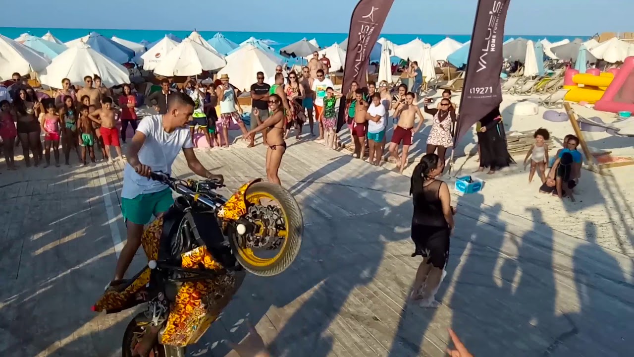 رامي صلد يُبدع في عرض بحر في White Beach Marina 🌊