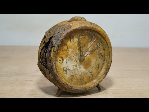 RESTORATION OF a very old RUSTY ALARM CLOCK built in 1950 Amazing clock recovery