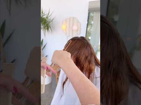 Shag Haircut: Retro 70s Glamour!