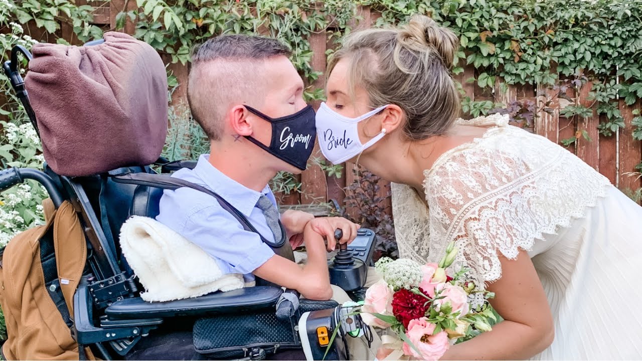 How We Met: The REAL Story (plus secret videos from the night we met) / Squirmy and Grubs