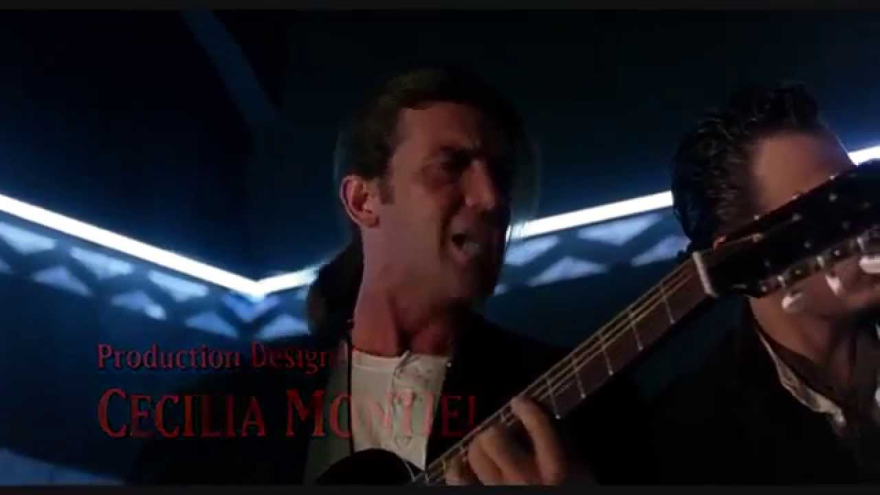 Antonio Banderas Performs 'Desperado' 🎸