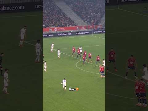 Nuno insane freekick goal vs Lille today âïžđ”đč#psg #nunomendes #ligue1