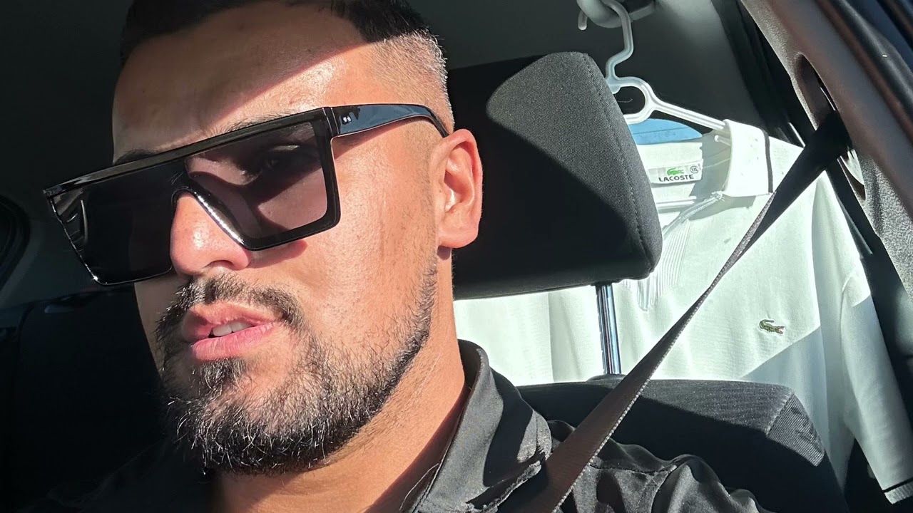 Brat - Ne Pleure Pas (Official Music Video) 🎶