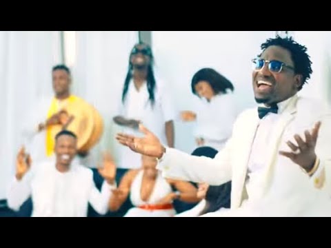 Demba Guissé " Rafet kaar Clip Officiel